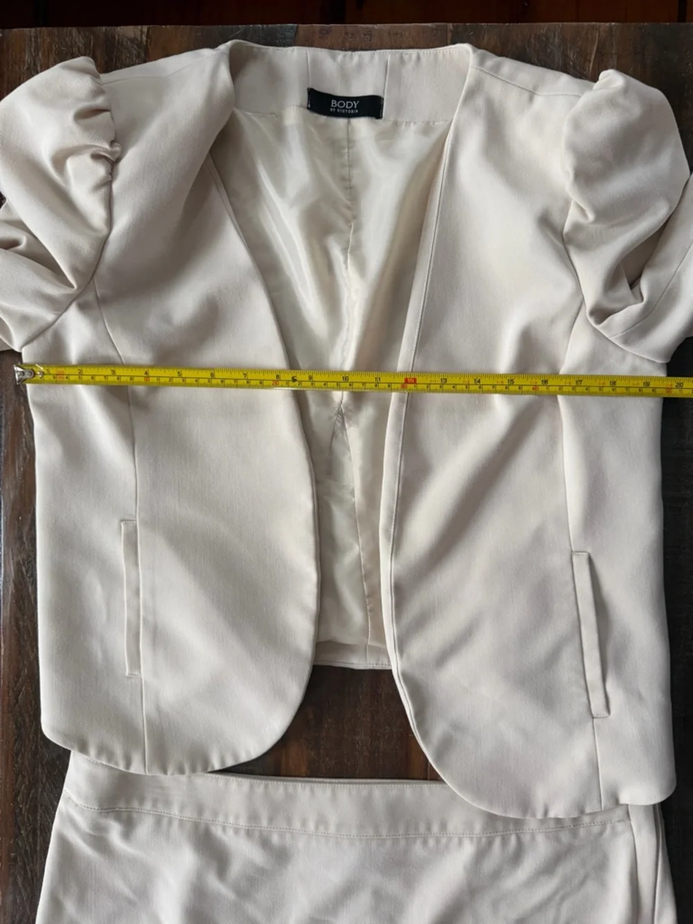 Body By Victoria Victoria’s Secret Women’s 12 Beige 2Piece Skirt Suit | SKU 0083